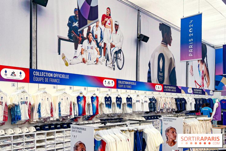 Megastore Paris 2024 Champs-Élysées