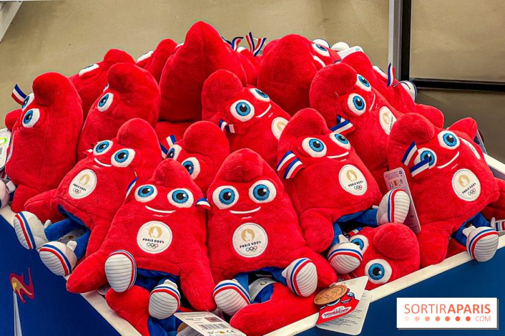 Megastore Paris 2024 Champs-Élysées - image00026