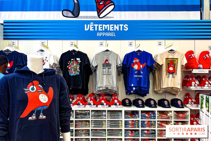 Megastore Paris 2024 Champs-Élysées
