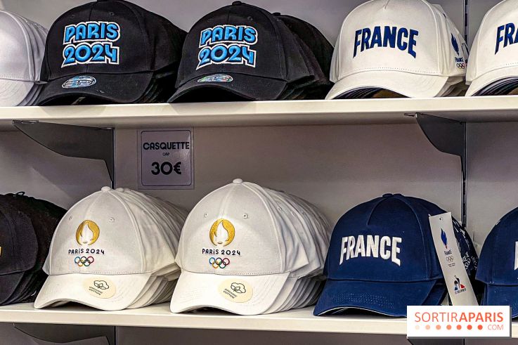 Megastore Paris 2024 Champs-Élysées