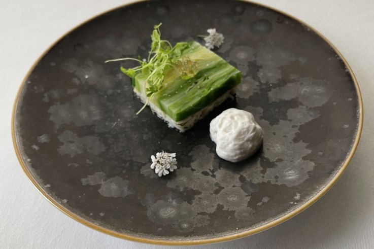 Montée : le fusion gastronomique entre France et Japon, du chef Takayuki Nameura, en 10 étapes