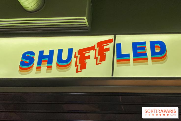 Shuffled, l'enseigne de shuffleboard à Boom Boom Villette - IMG 8525