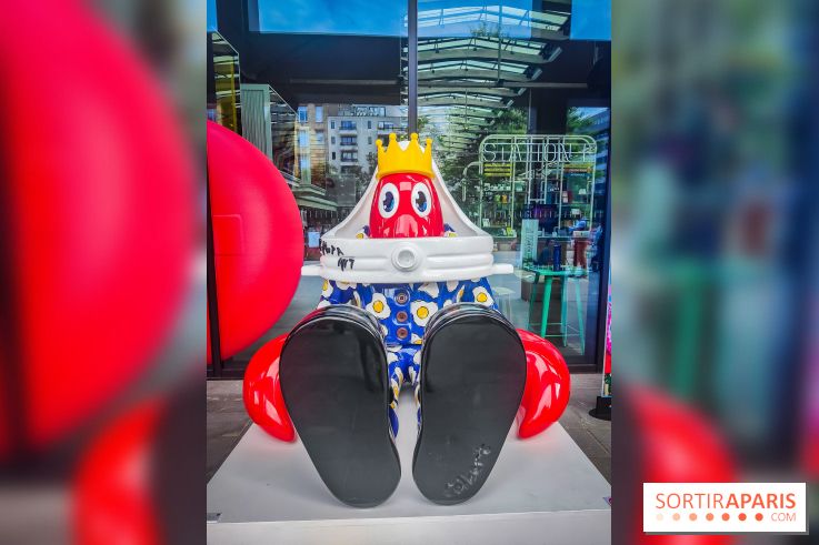 Les homards de l'artiste pop Philip Colbert envahissent la Station F pour une expo gratuite insolite
