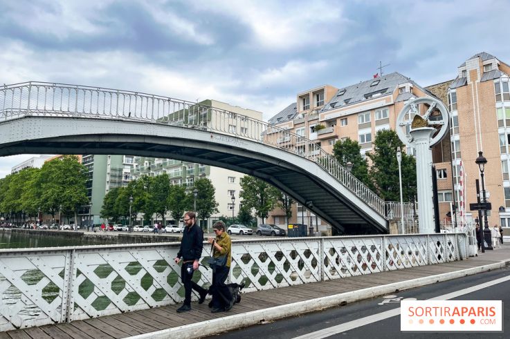 Pont levant rue de Crimée