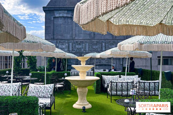Le Marta, le bar à cocktails perché sur le rooftop de l'Hôtel Barrière Fouquet's Paris tout l'été