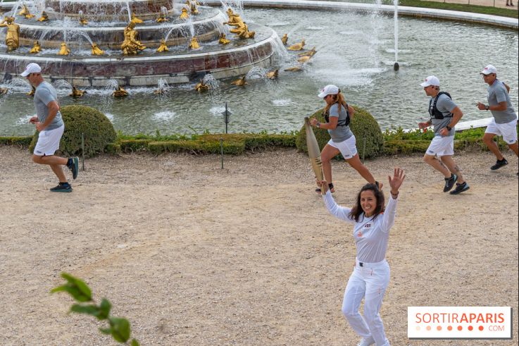 JO Paris 2024 : Les porteurs et relais de la flamme à Versailles -  A7C9853