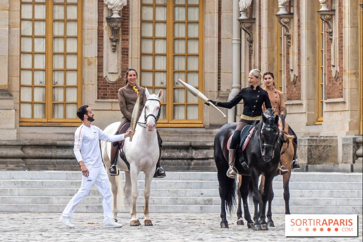 JO Paris 2024 : Les porteurs et relais de la flamme à Versailles