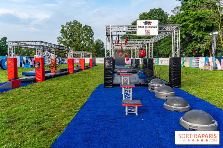 La Fan zone de Saint-Quentin en Yveli!nes, soirée Ofenbach et drones -  A7C0324