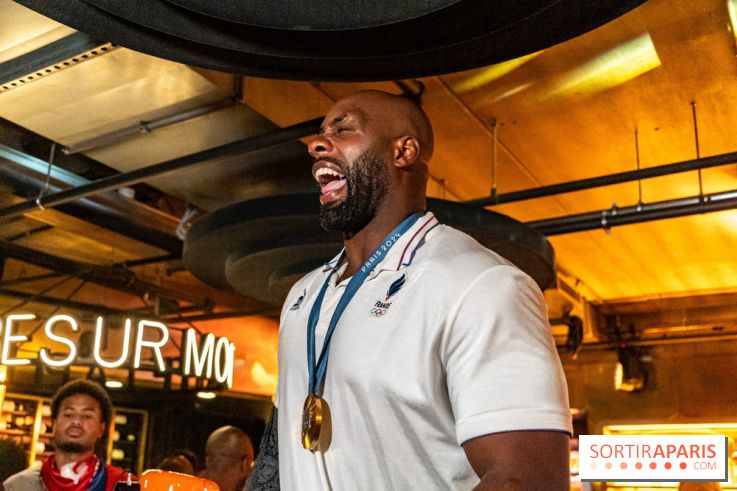 Teddy Riner fête sa 3e médaille d'or olympique à Paris -  judo