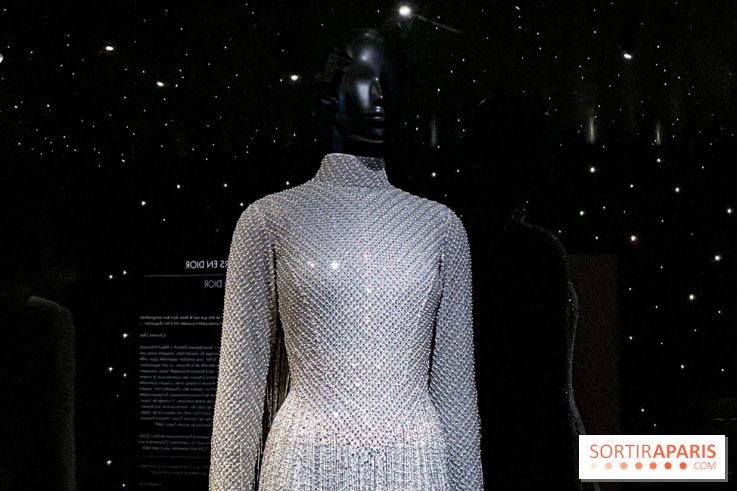 JO paris 2024 : Les tenues de scène de Lady Gaga, Aya Nakamura et Céline Dion exposées à la Galerie Dior  - image00031