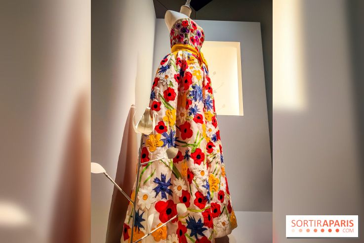 Les fleurs d'Yves Saint Laurent : l'exposition se dévoile en images au musée YSL