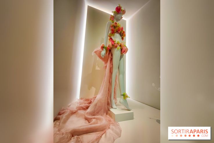 Les fleurs d'Yves Saint Laurent : l'exposition se dévoile en images au musée YSL