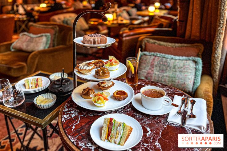 L'élégant Tea Time du Saint James Paris, à savourer dans l'écrin feutré de sa bibliothèque