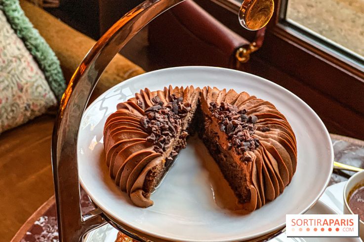 L'élégant Tea Time du Saint James Paris, à savourer dans l'écrin feutré de sa bibliothèque - image00089