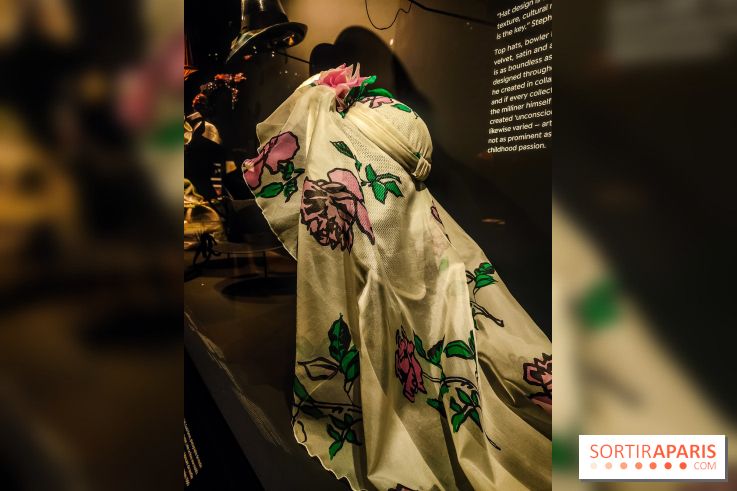 Stephen Jones, chapeaux d'artistes : l'exposition insolite et créative se dévoile au Palais Galliera - IMG20241017095610