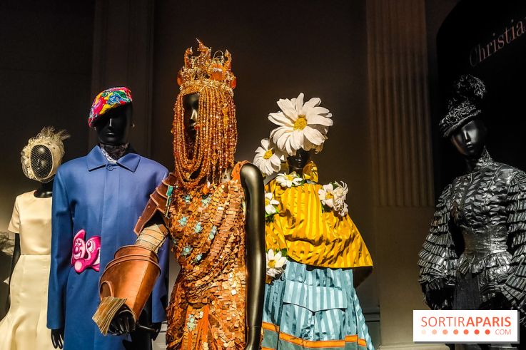 Stephen Jones, chapeaux d'artistes : l'exposition insolite et créative se dévoile au Palais Galliera - IMG20241017103459