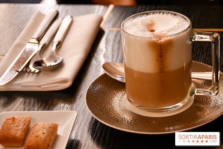 Le Tea Time de l'Hôtel du Prince de Galles à Paris par Hélène Kerloeguen - DSC 2569