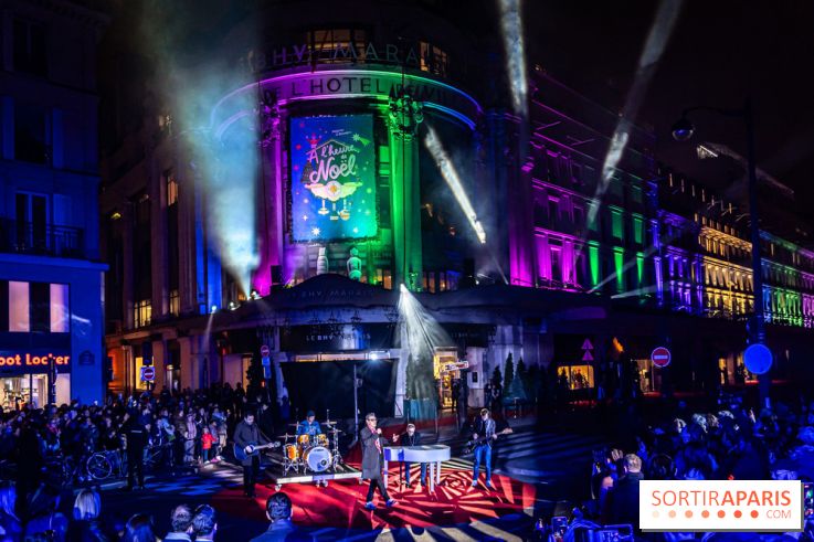 Inauguration des vitrines et décorations de Noël du BHV Marais 2024 avec Léna Mahfouf, Adriana Karembeu et Marc Lavoine