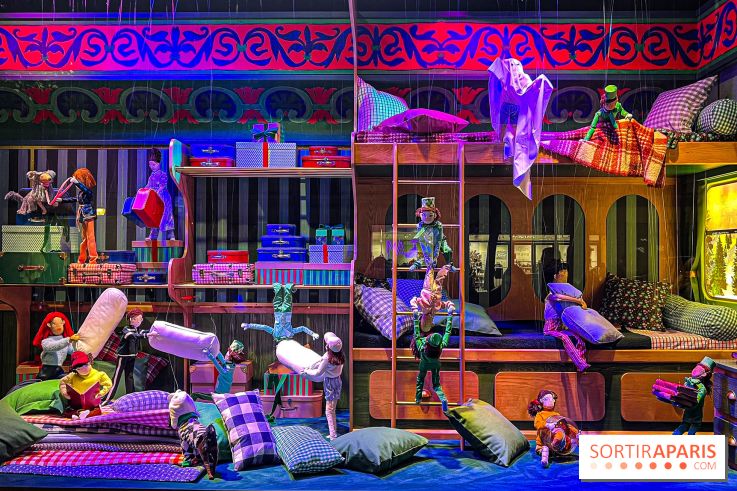 Les vitrines de Noël 2024 du Printemps Haussmann avec Juliette Binoche - image00055