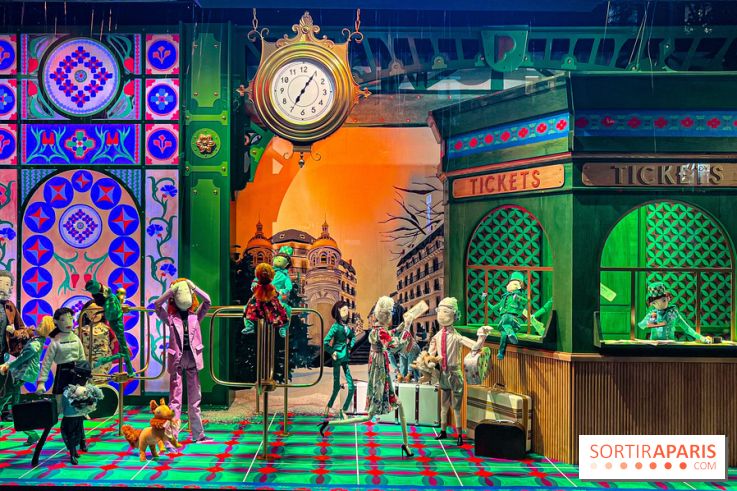 Les vitrines de Noël 2024 du Printemps Haussmann avec Juliette Binoche - image00001