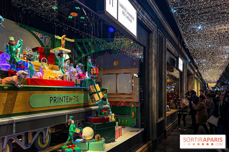 Les vitrines de Noël 2024 du Printemps Haussmann avec Juliette Binoche - image00008