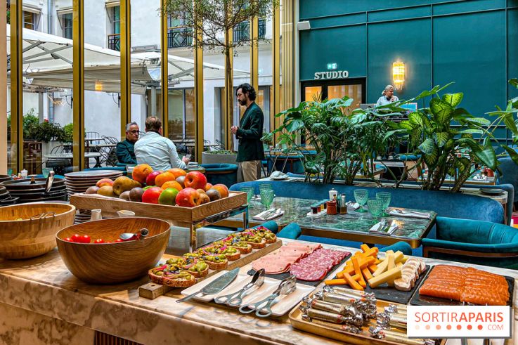 Le Doggy Brunch : le brunch gourmand entre chiens et maîtres à l'hôtel Kimpton Saint Honoré Paris - image00027