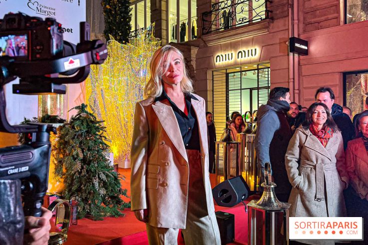 Les illuminations de Noël 2024 du Faubourg Saint Honoré avec Emmanuelle Béart - 2