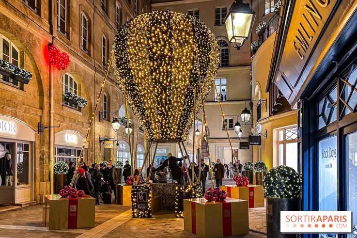 Les illuminations de Noël 2024 du Faubourg Saint Honoré avec Emmanuelle Béart - 2