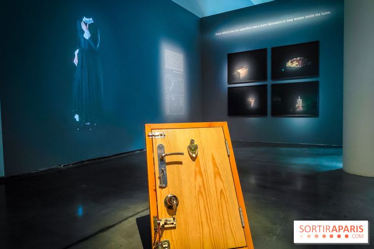 Exposition Faits divers : quand l'art contemporain raconte le crime au MAC-VAL - photos