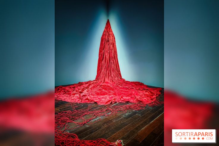 Exposition Faits divers : quand l'art contemporain raconte le crime au MAC-VAL - photos