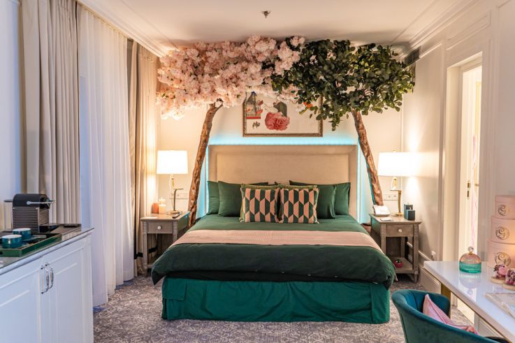 La magie de Wicked à l'Hôtel du Louvre, l'univers du Magicien d'Oz dans les suites Hyatt World Europe -  A7C8685