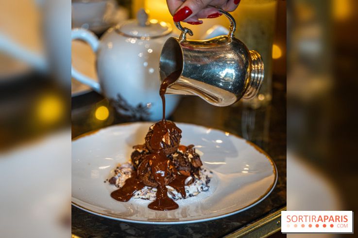 Le salon de thé de Noël du George V pour une pause gourmande - les photos  -  profiteroles chocolat