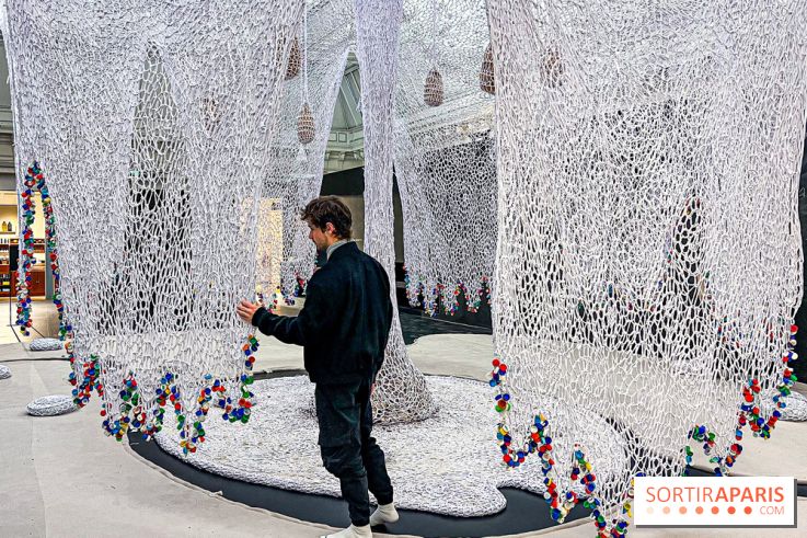 Le La Serpent, l'exposition gratuite, monumentale et immersive d'Ernesto Neto au Bon Marché Rive Gauche