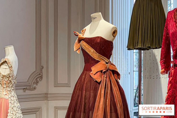 Exposition de la Collection Didier Ludot chez Bonhams Cornette de Saint Cyr - IMG 8766 jpg