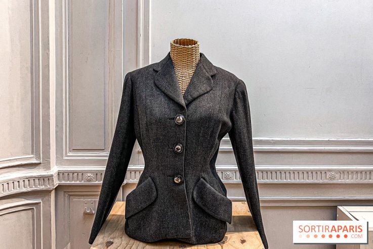 Exposition de la Collection Didier Ludot chez Bonhams Cornette de Saint Cyr - IMG 8778 jpg