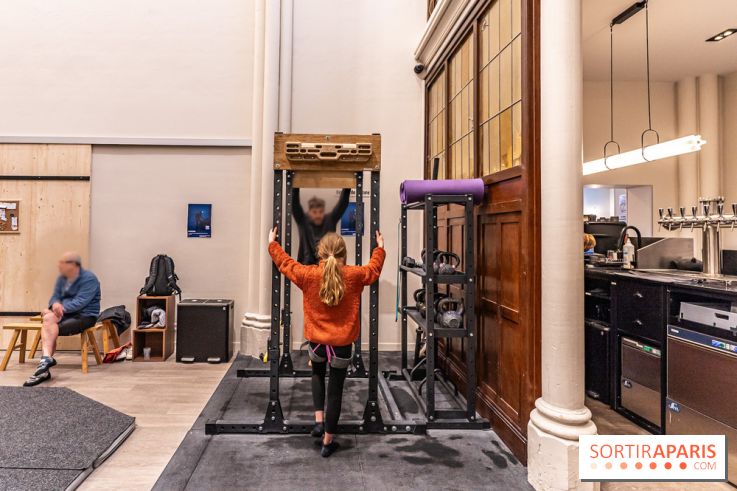 Climbing District Sèvres-Lecourbe, la salle d'escalade dans l'ancienne église Sainte-Rita dans le 15e -  A7C2051