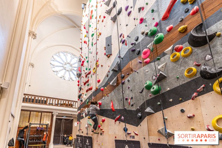 Climbing District Sèvres-Lecourbe, la salle d'escalade dans l'ancienne église Sainte-Rita dans le 15e -  A7C2052