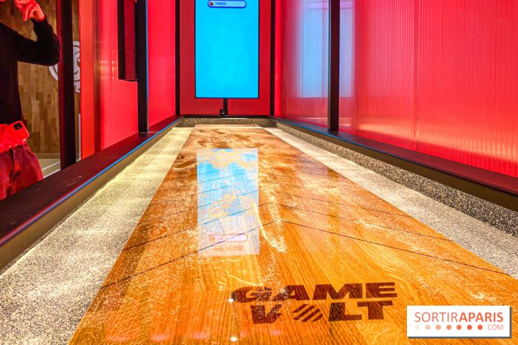 Pucks, l'enseigne de shuffleboard à Poissonnière - IMG 4430