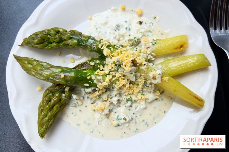 Le Cochon à l'Oreille - Asperges, sauce mimosa