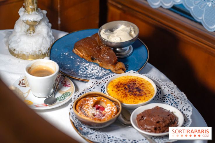 Margaux, le restaurant français typique, face à la Tour Eiffel