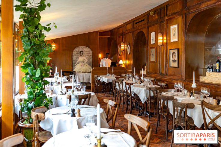 Margaux, le restaurant français typique, face à la Tour Eiffel - A7C09237