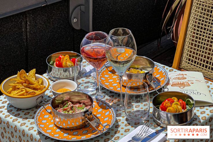 La terrasse estivale du Printemps Haussmann 2025 avec vue sur Paris et la Tour Eiffel  - image00041