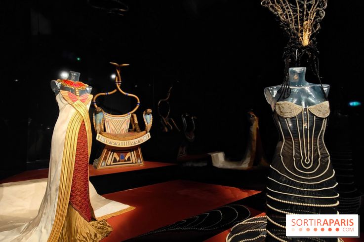 Le mystère Cléopâtre : l'exposition entre mythe et histoire sur la célèbre reine d'Egypte à l'IMA - fotor 1749554115642