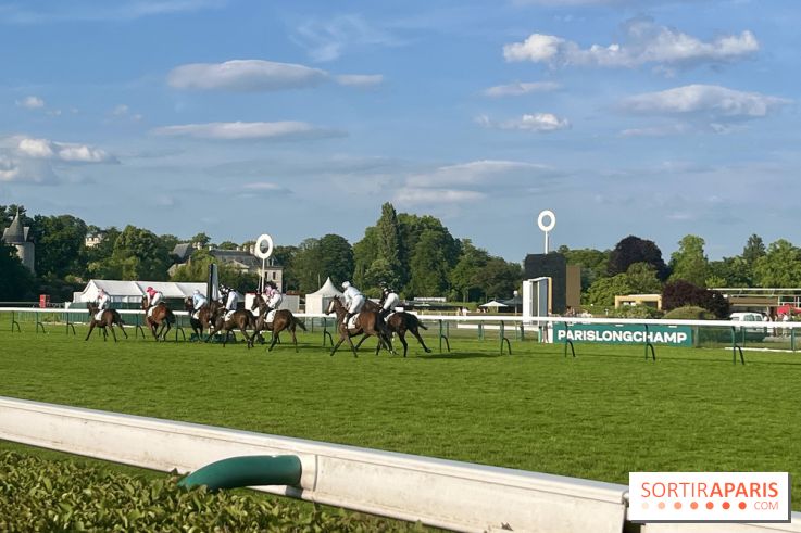 Jeuxdi by Longchamp - course hippique
