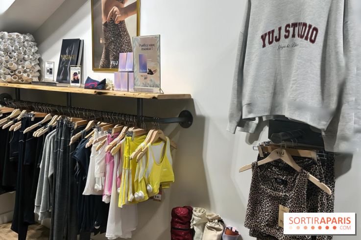 YUJ, les cours de yoga sous lumière infrarouge - nos photos - 895A009B 332A 4156 8395 18A0204D30F6