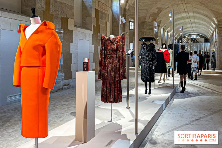 Balenciaga by Demna : l'exposition mode évènement (et gratuite !) au siège du groupe Kering
