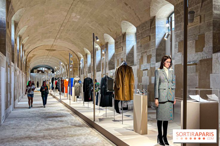 Balenciaga by Demna : l'exposition mode évènement (et gratuite !) au siège du groupe Kering