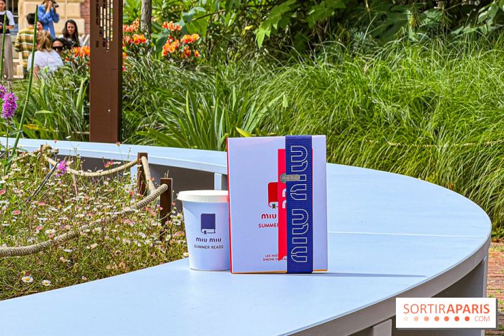 Miu Miu Summer Reads : la maison italienne ouvre un pop up et distribue des livres gratuits à Paris