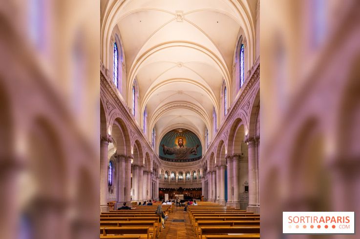 Le Couvent de L'Annonciation, son église romano-byzantine et son cloître Paris 8e