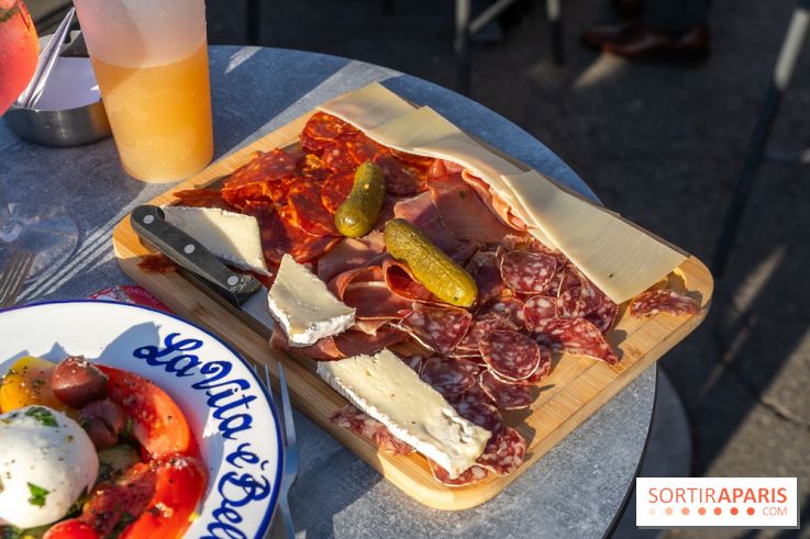 Bonnotte Club Paris, la guinguette branchée et abordable au pied de la Tour Eiffel